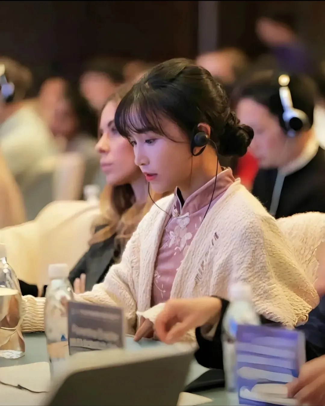 团粉助手：李子柒如何让传统手艺焕发新生，跨越时空的文化传承之路