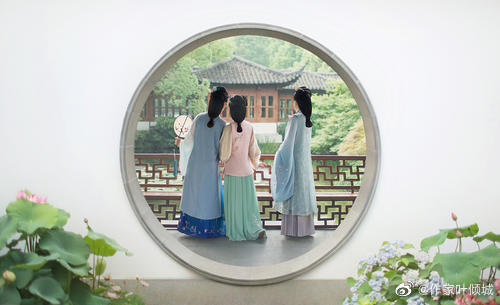星云助手：叶门四才女，沈宜修与三位才华横溢的女儿们的故事