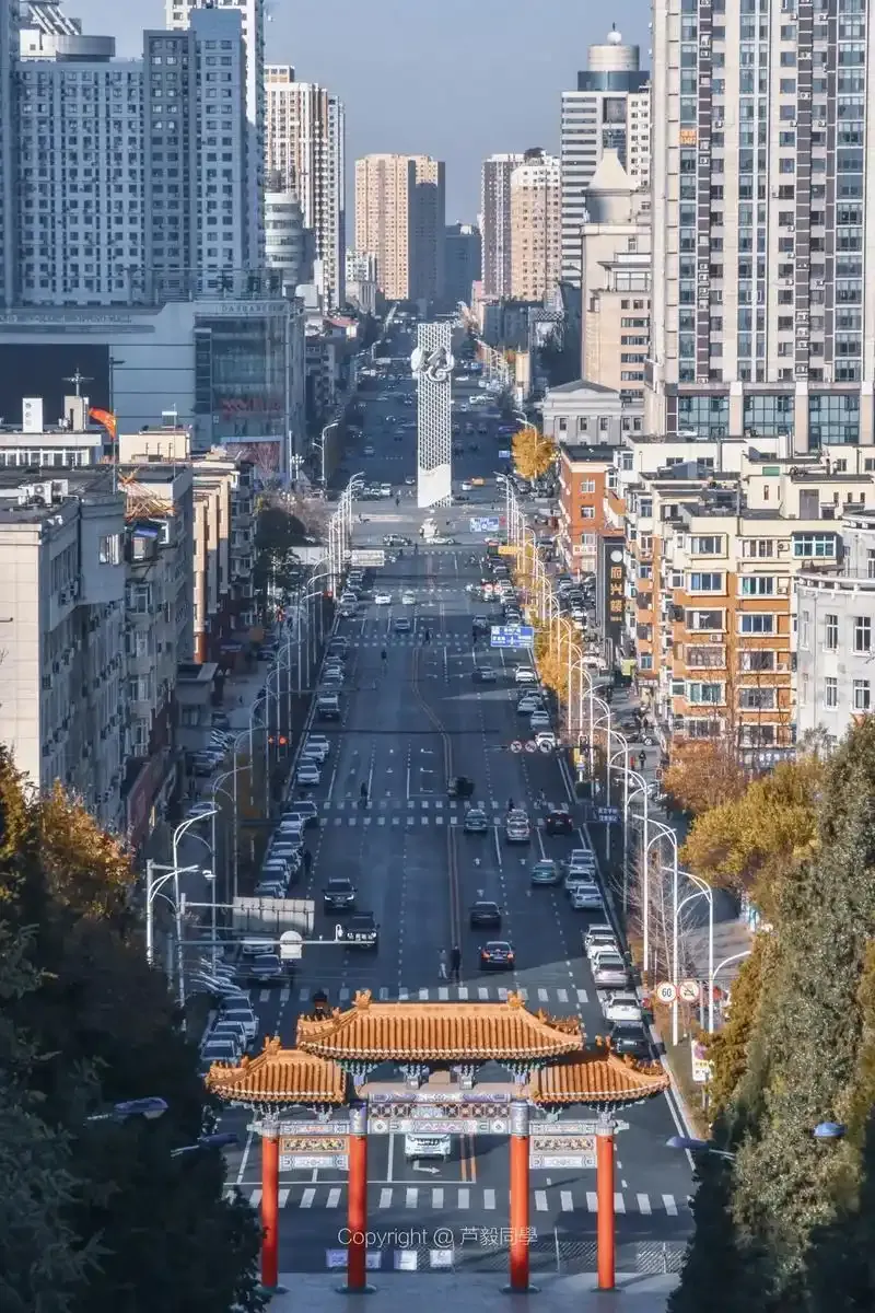 权重大师：鞍山2025，全面振兴新突破，谱写高质量发展与产业升级新篇章