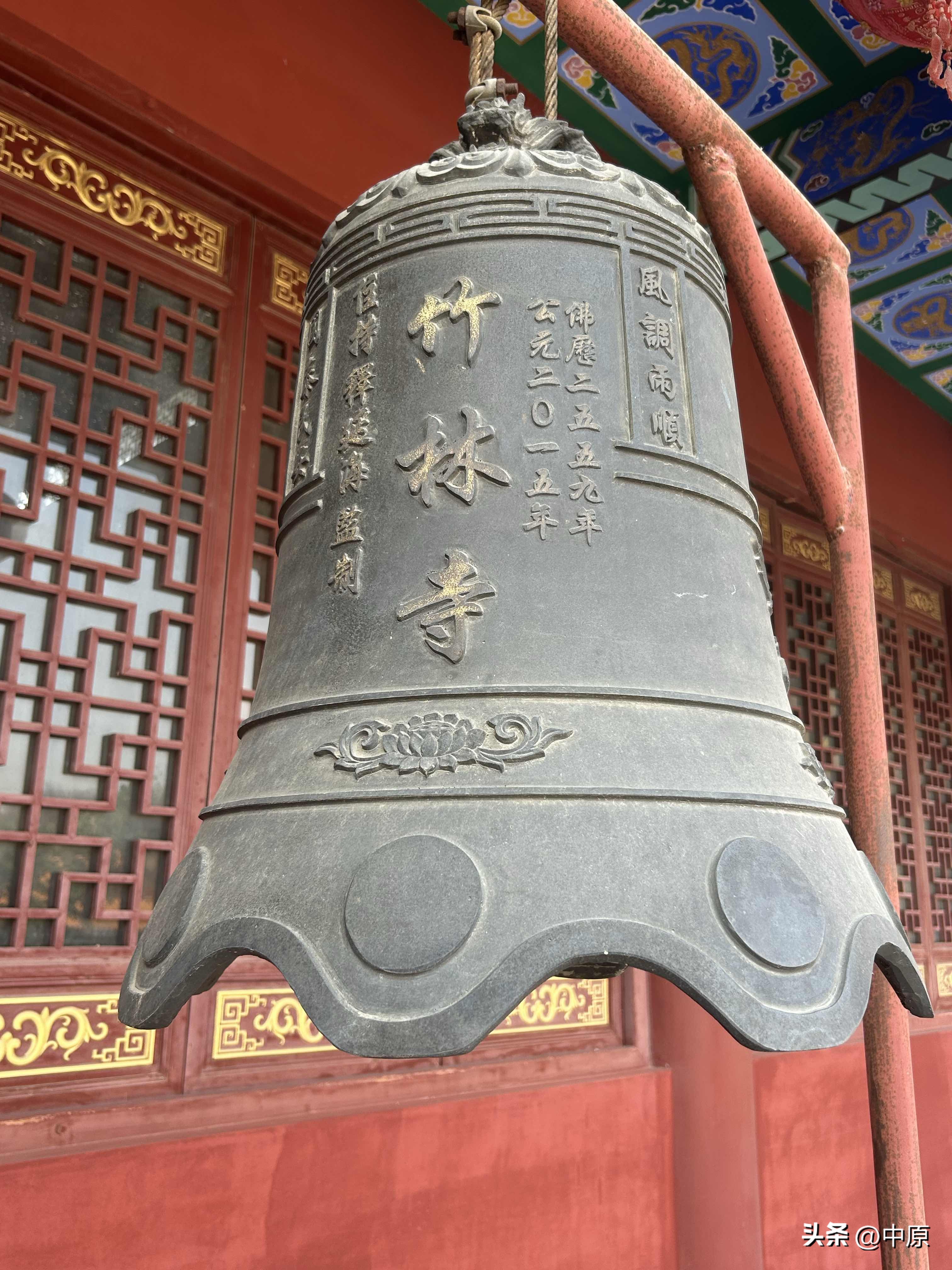 多宝助手：秋日探访竹林寺，感受千年古刹的宁静与灵动