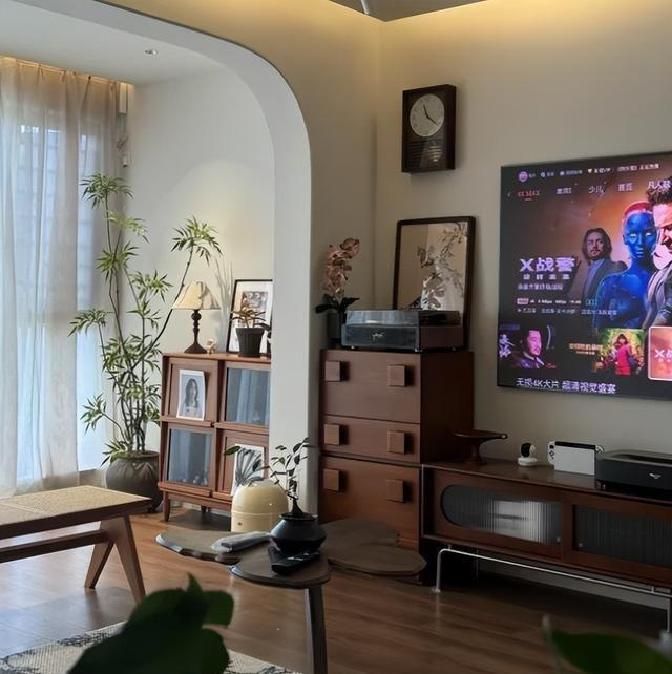 权重大师软件下载：轻松收纳与亲子友好，卖掉茶几后的客厅大变身