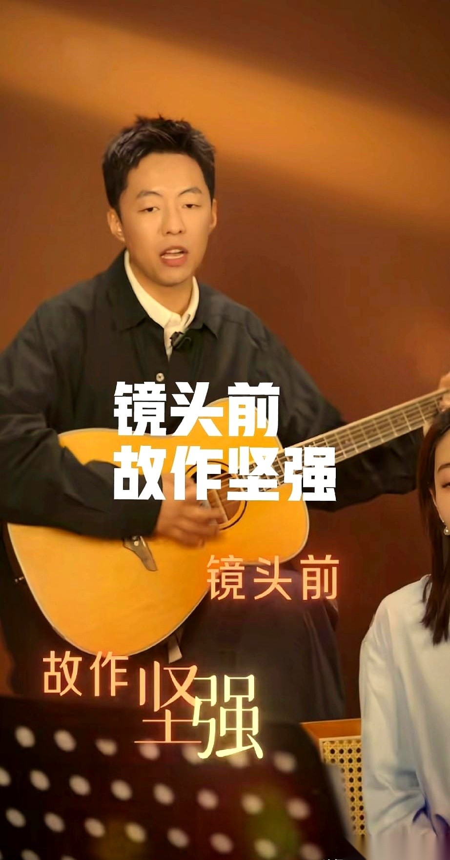 多多出评工具官网：在生活的平凡中找到力量，成年人坚韧不拔的真实写照