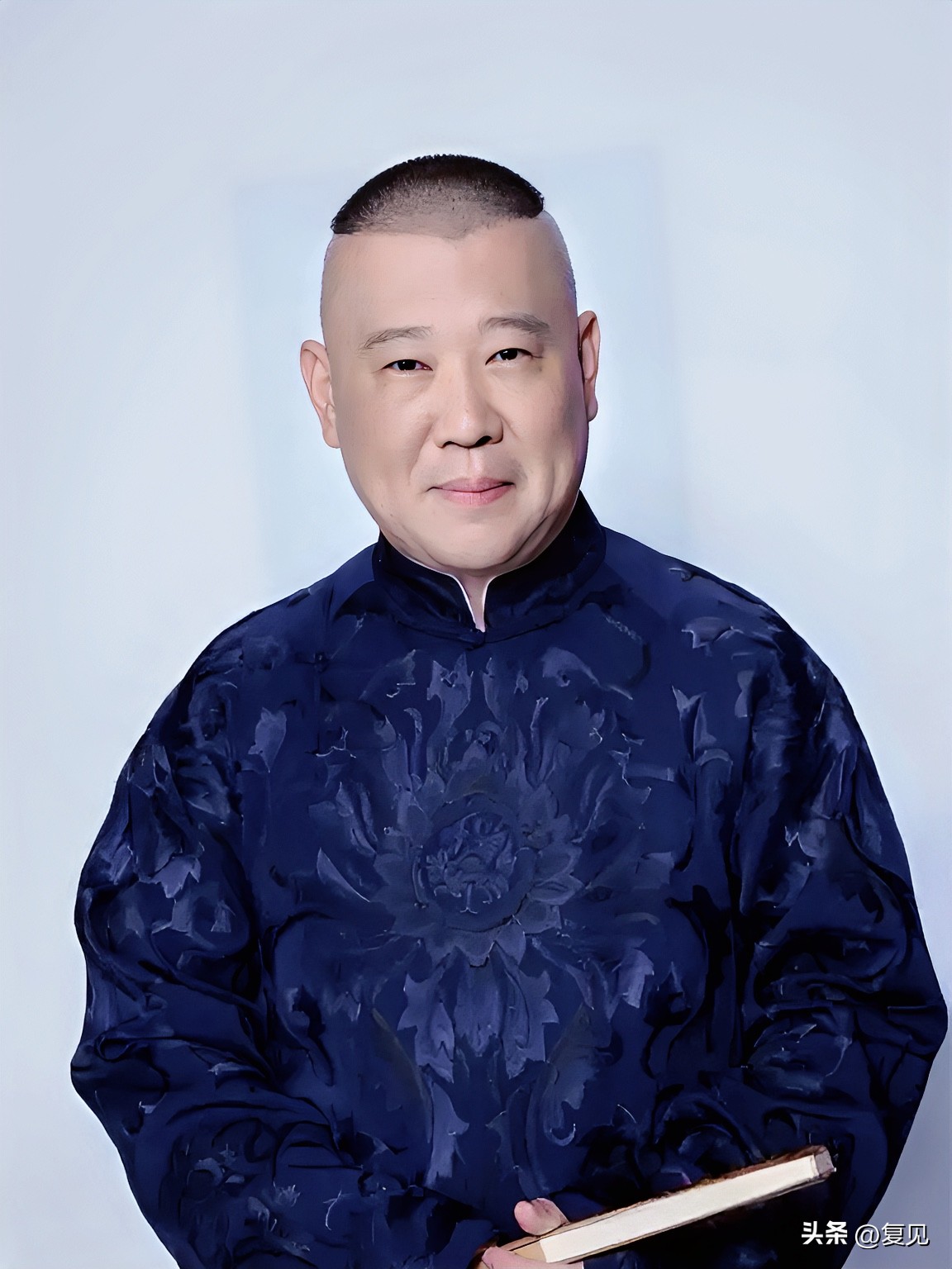 易评助手：真实与虚伪，如何辨别真心与甜言蜜语的区别
