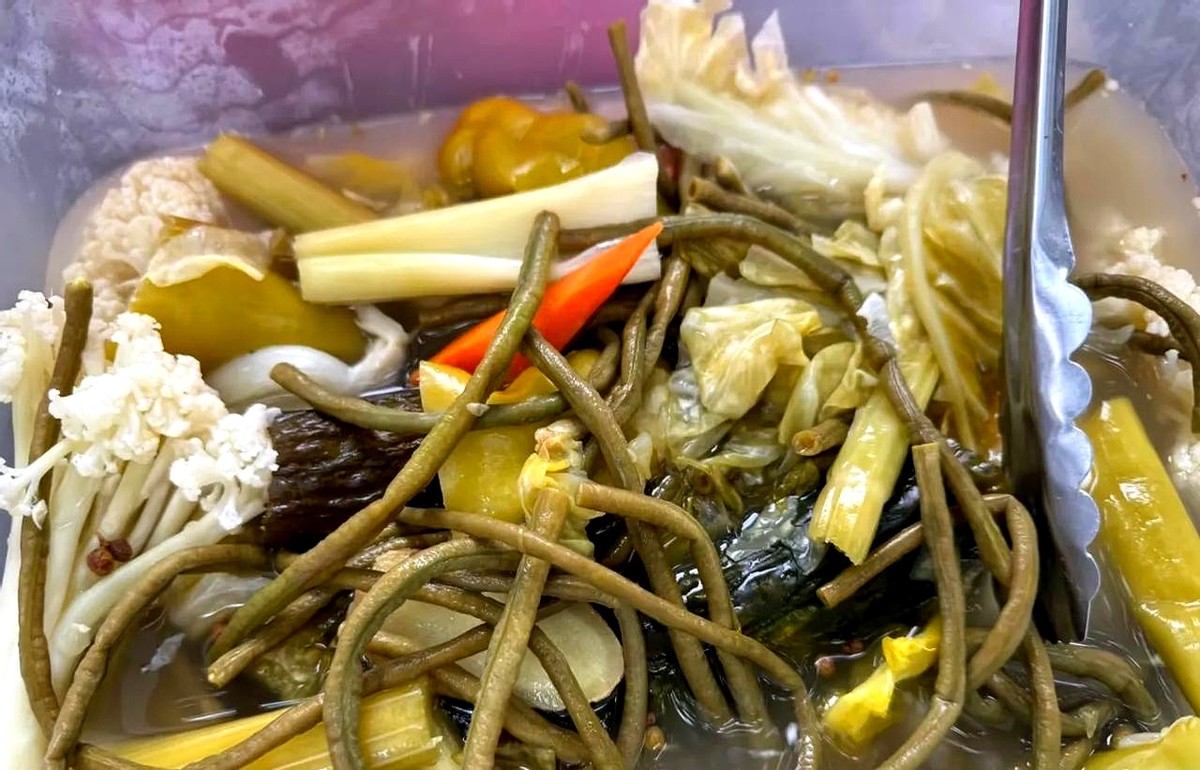 超评助手官网：如何处理婆婆寄的腌菜？代际沟通与资源优化技巧