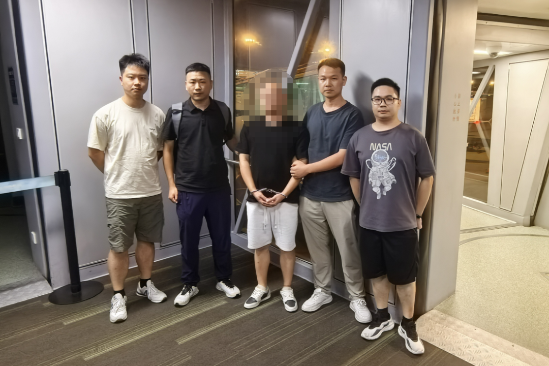 小Q助手邀请码：萧山警方成功打击“银狐”木马开发团伙，保护企业信息安全