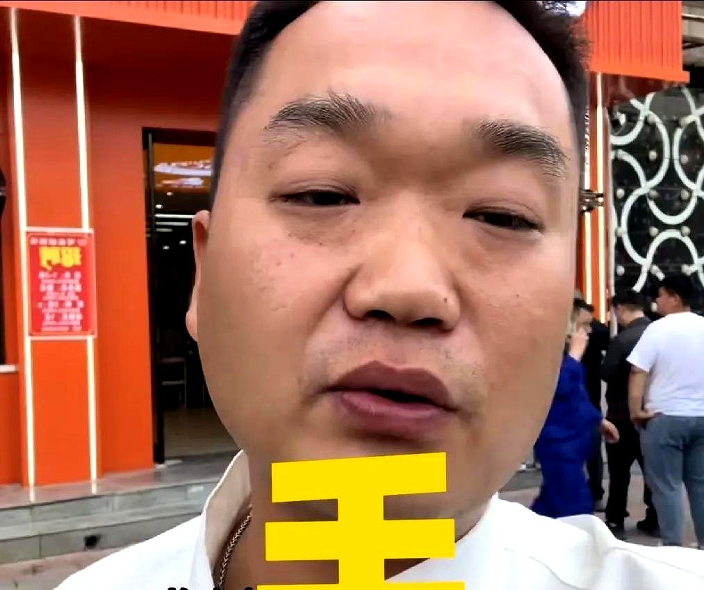 超单助手：网红兄弟分家引热议，流量之争与新事业探索成焦点