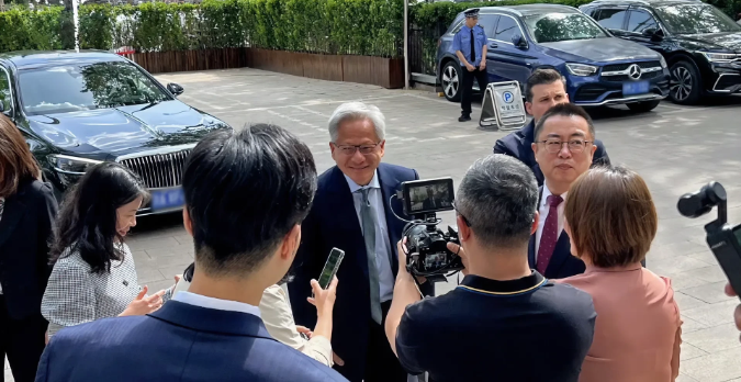 易出评网站：中国与英伟达合作背后的博弈，美芯片巨头求生存，国产崛起如何逆袭？