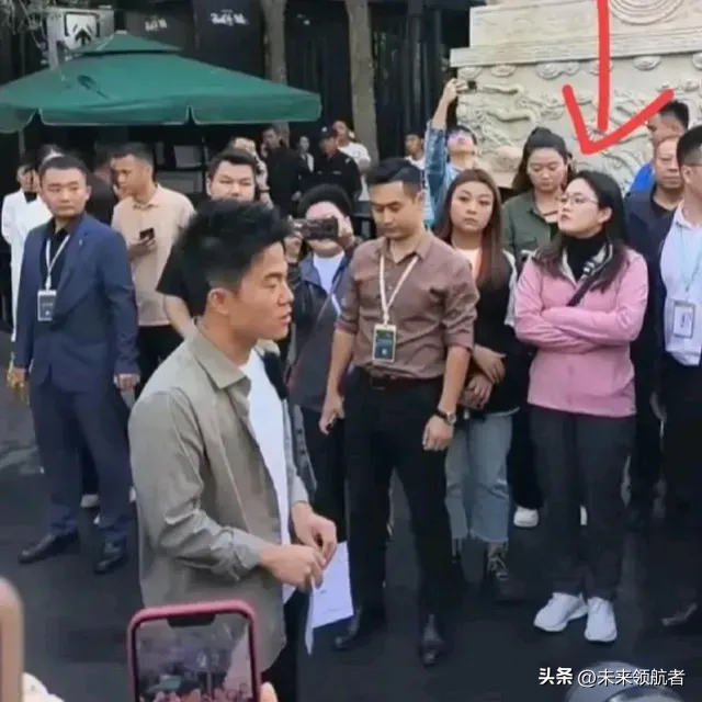 小G助手卡密：董宇辉离职引发的心理波动与职场情绪解析