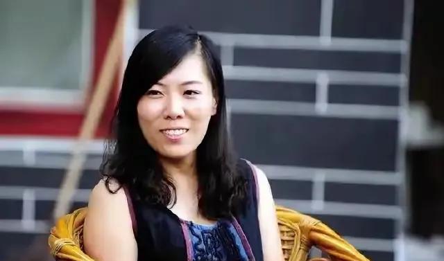 DD助手：辞职追梦却负债60万，女教师的十年人生反思与重生