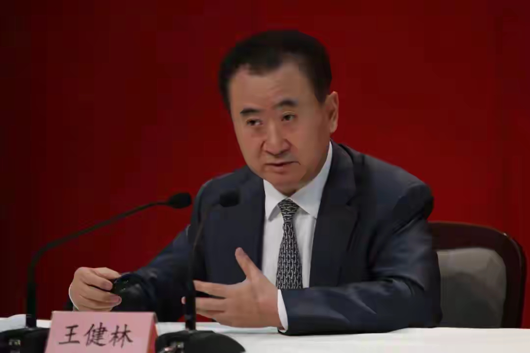 易拼团：万达“限高”风波，人性与商业信任危机的深度探讨