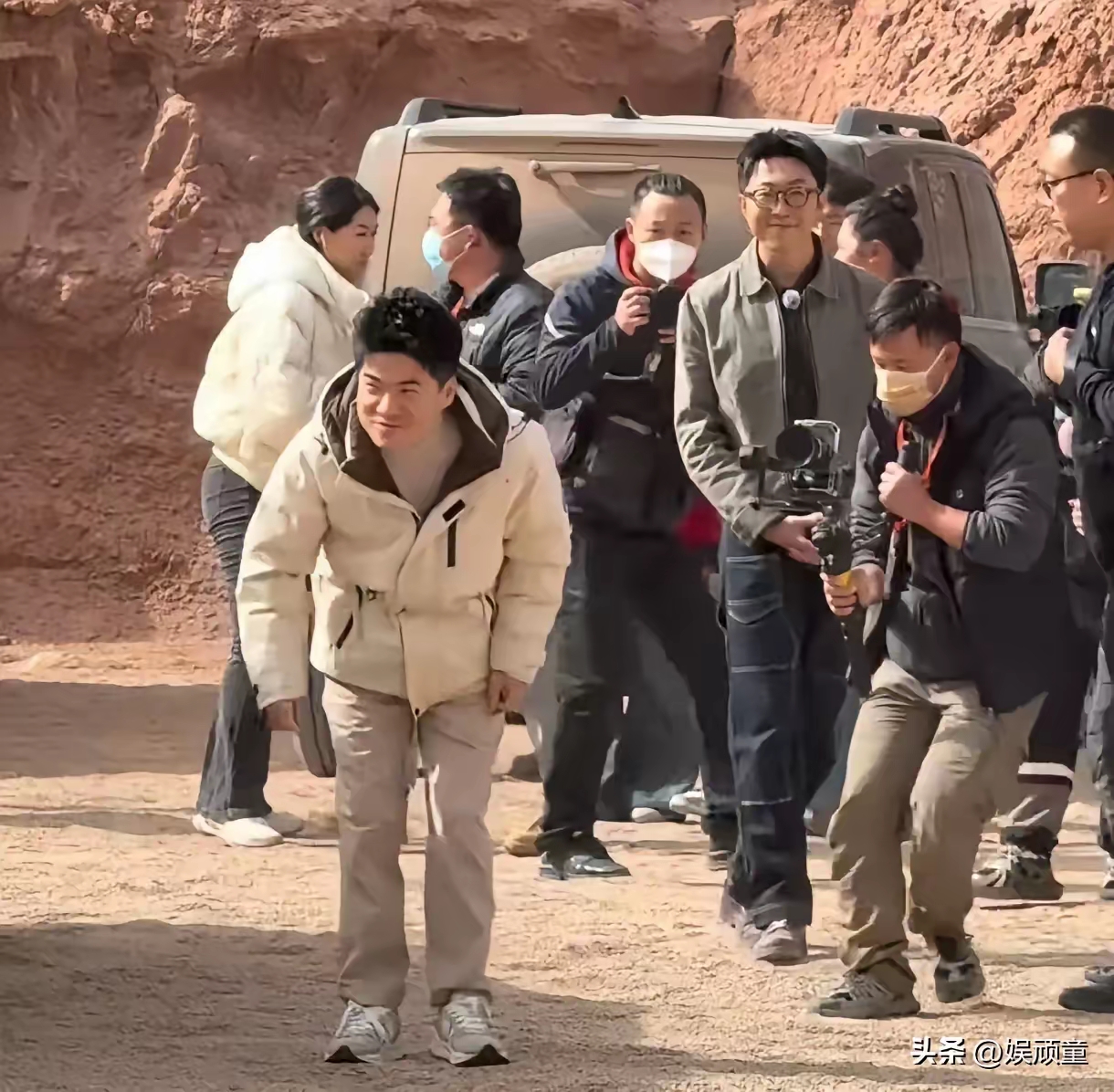 星评助手：董宇辉新疆直播揭秘，流量变实效，助力当地旅游发展