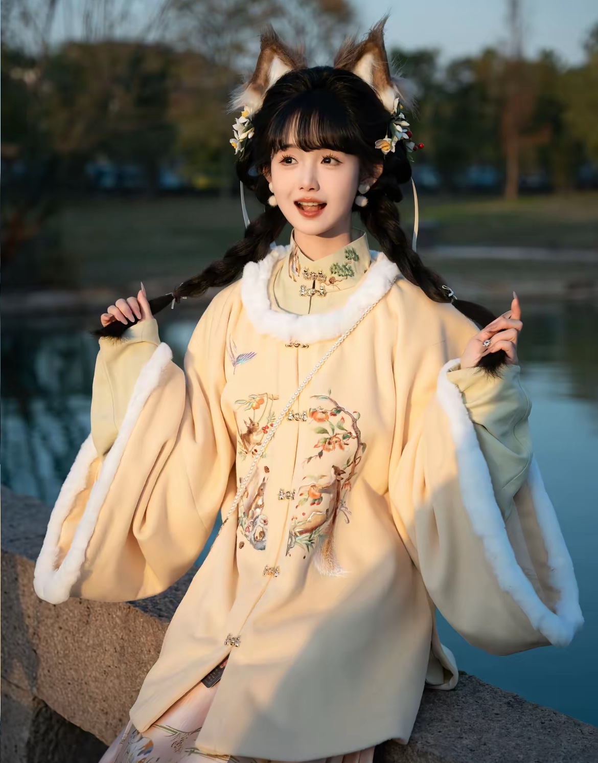 多成团助手：至春禾，短剧新女王如何凭‘疯批人设’实现8亿播放？