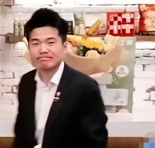大牛助手：职场妈妈潇潇无畏支持董宇辉，情义让事业焕发新生
