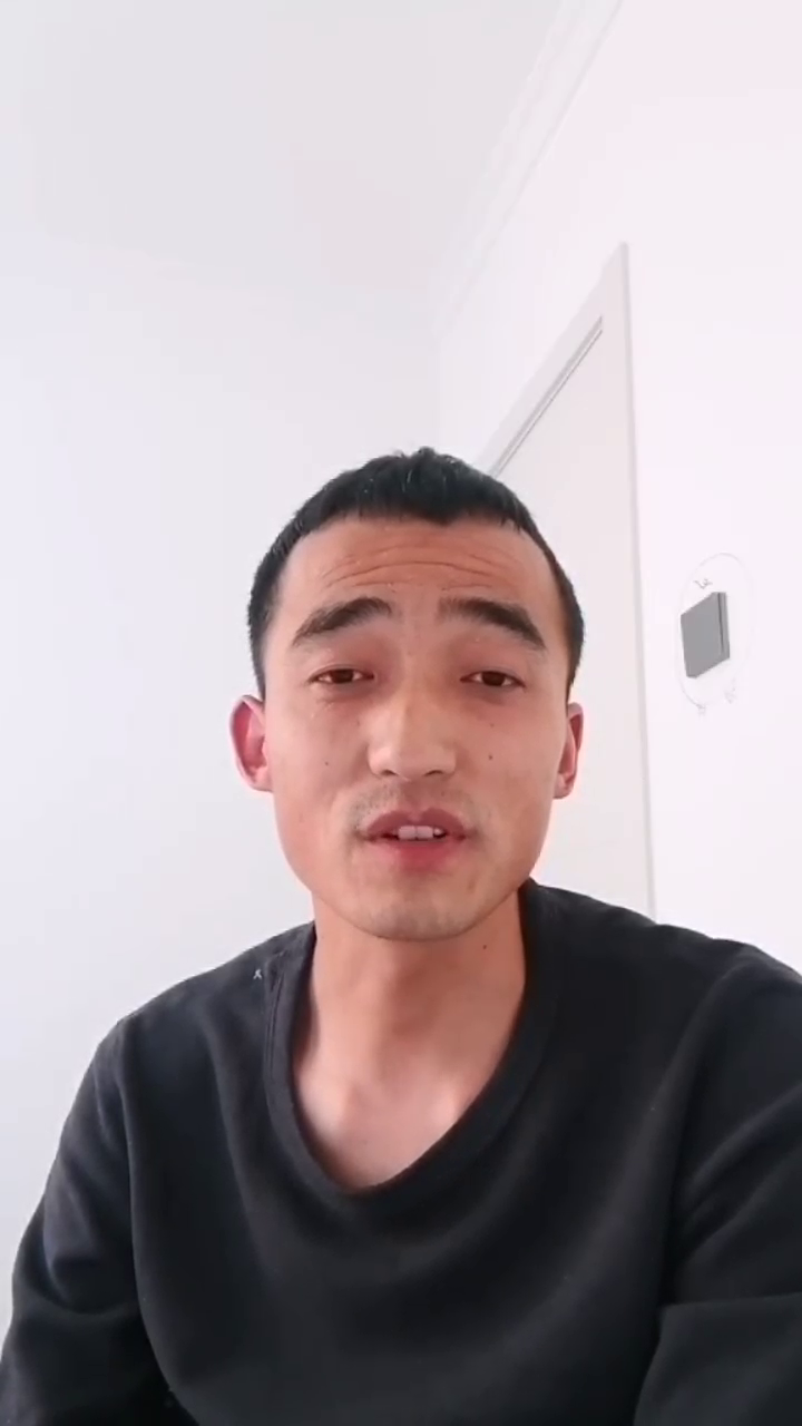 多成团助手：从打工者到抖音知识分享，我的思维转变与成长之路
