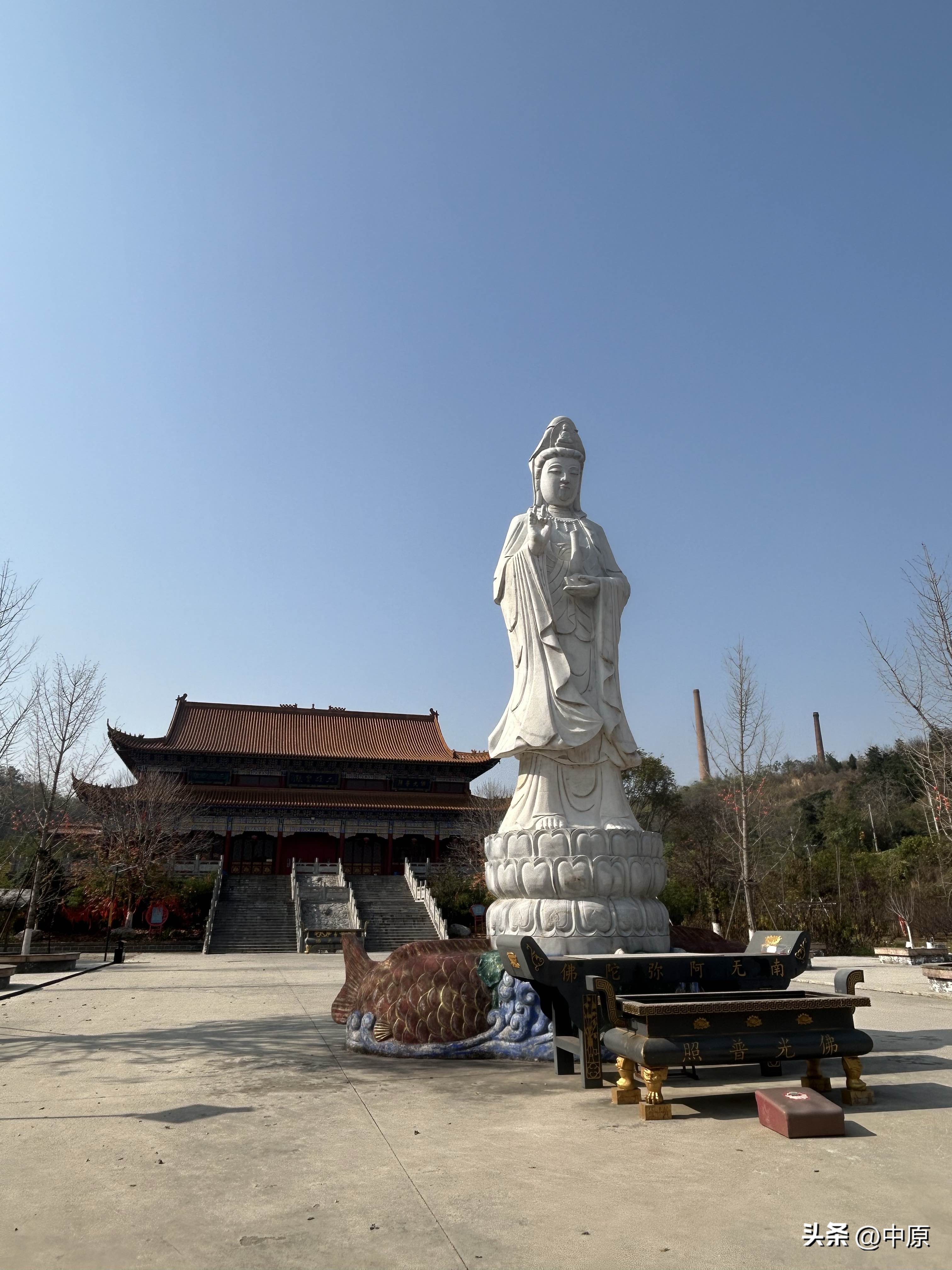 多宝助手：秋日探访竹林寺，感受千年古刹的宁静与灵动