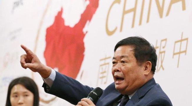 DD助手：曹德旺的创业故事，从7500万借款到担当精神的传承