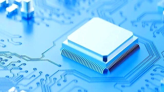 易评助手最新版本：中美科技竞争加剧，华为禁令与中国全球布局的深刻影响