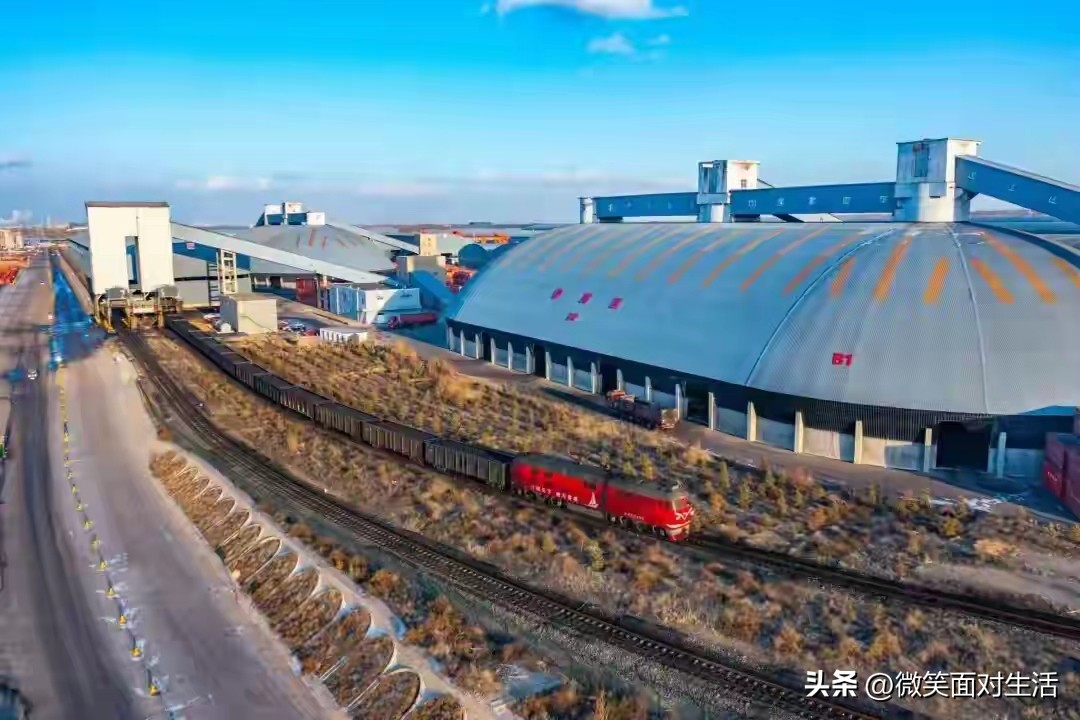 多多助手：全国首个“矿—路—港”物流总包项目在陕西榆林落地，助力煤炭运输高效化