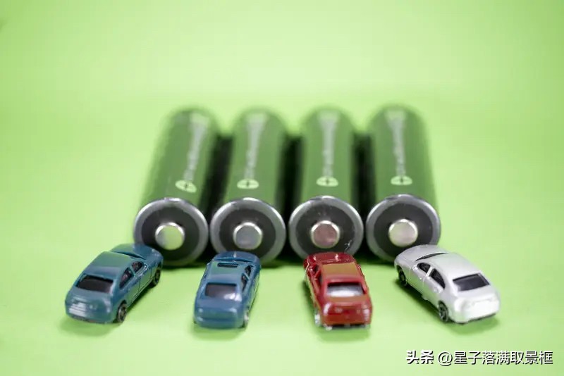 51助手：造车与营销的攻防战，硬实力与流量魔法如何决定汽车企业的成败