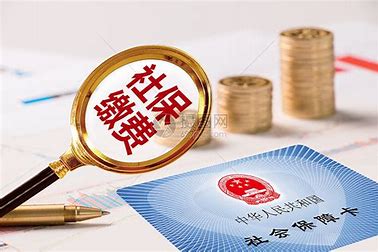 CC助手：社保政策引发外卖骑手生存困境，尊严与收入的艰难抉择