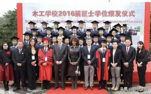 权重助手官网入口：聂圣哲批评董宇辉引发热议，胖东来支持其文化经商理念分析