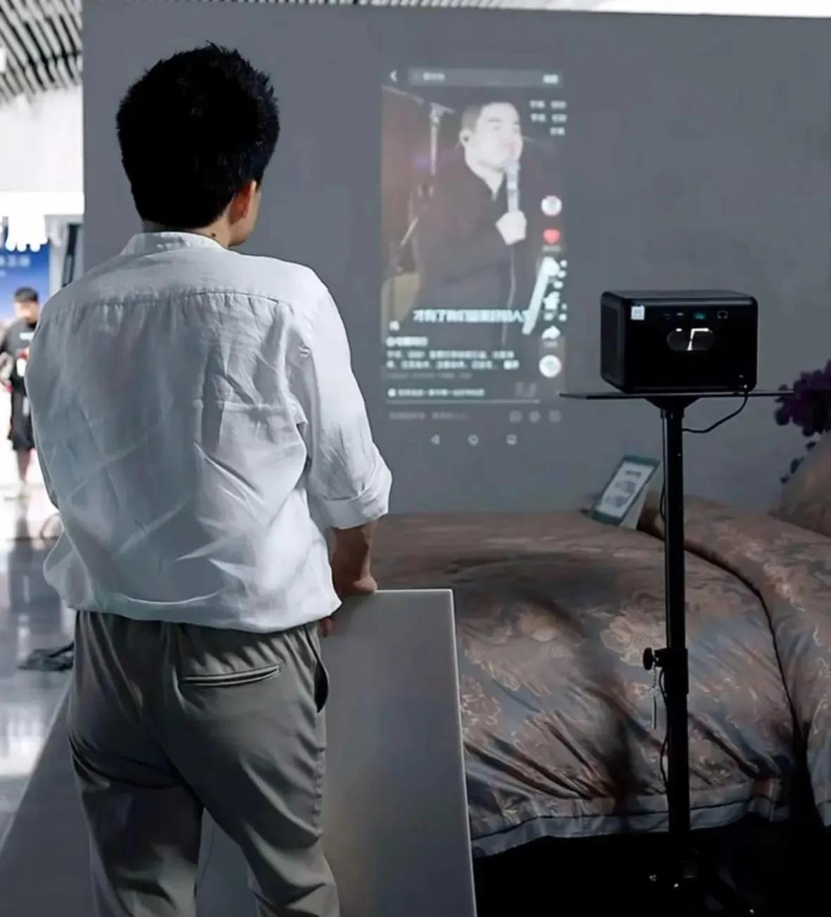 易出评出评软件：易中天与俞敏洪畅聊董宇辉的影响力与中华文化深度分析