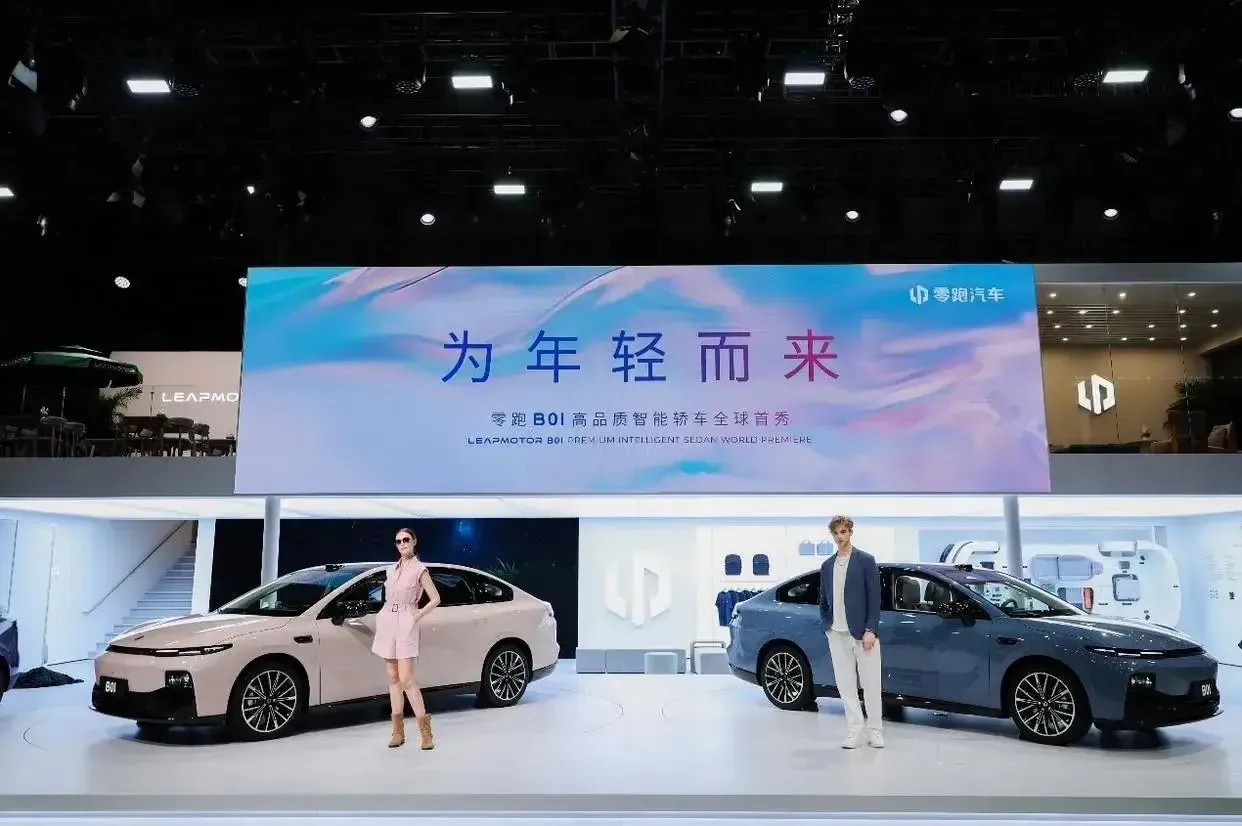 小Q助手：零跑汽车，技术自研助力盈利新势力崛起，全球化布局加速发展
