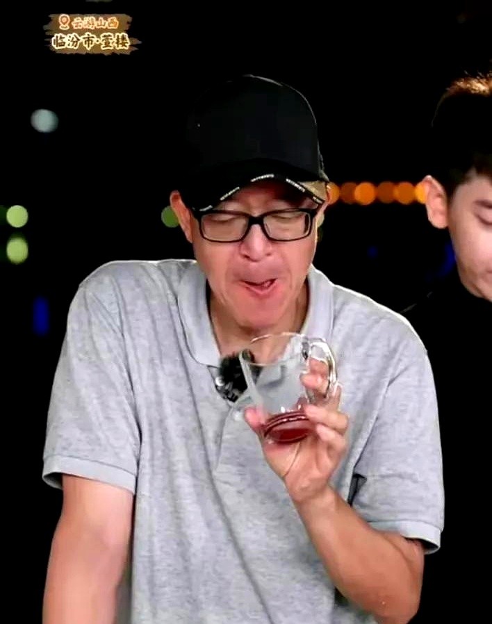 DD助手：俞敏洪与董宇辉，如果当初放权，直播行业会如何发展？