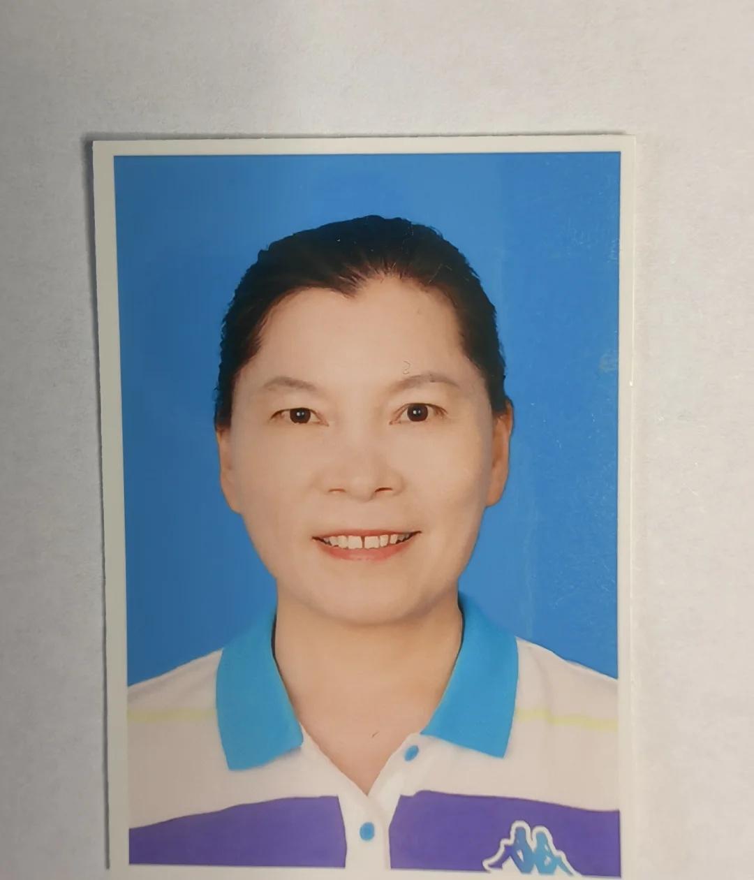 51助手下载安装：怀念母亲的点滴瞬间，失去与爱的心灵独白