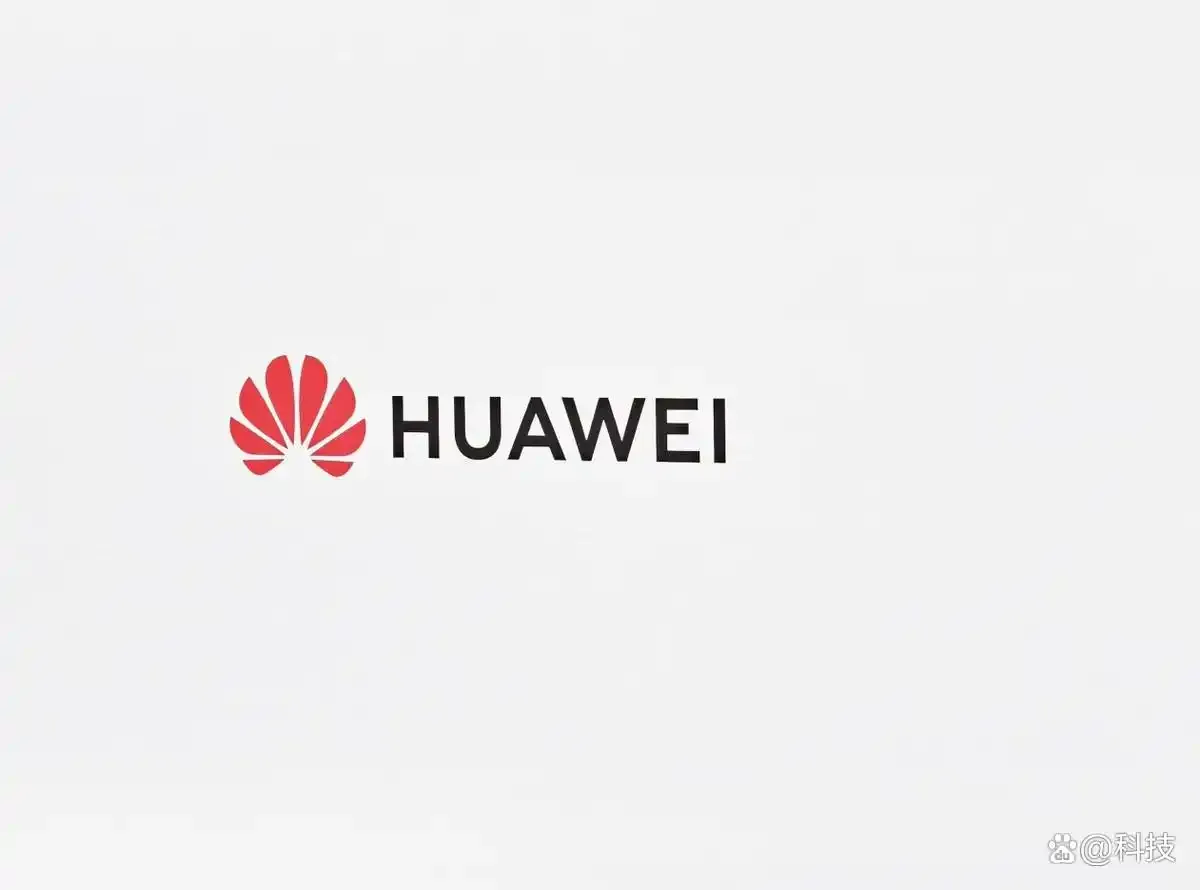 小评评助手官网：2025年耐用流畅华为手机推荐，Mate 70 Pro+、Pura 70 Ultra与Nova 13