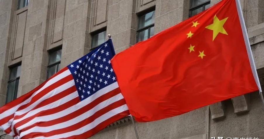 小评评助手网站：中美贸易战，增持美债与取消关税的真正代价分析