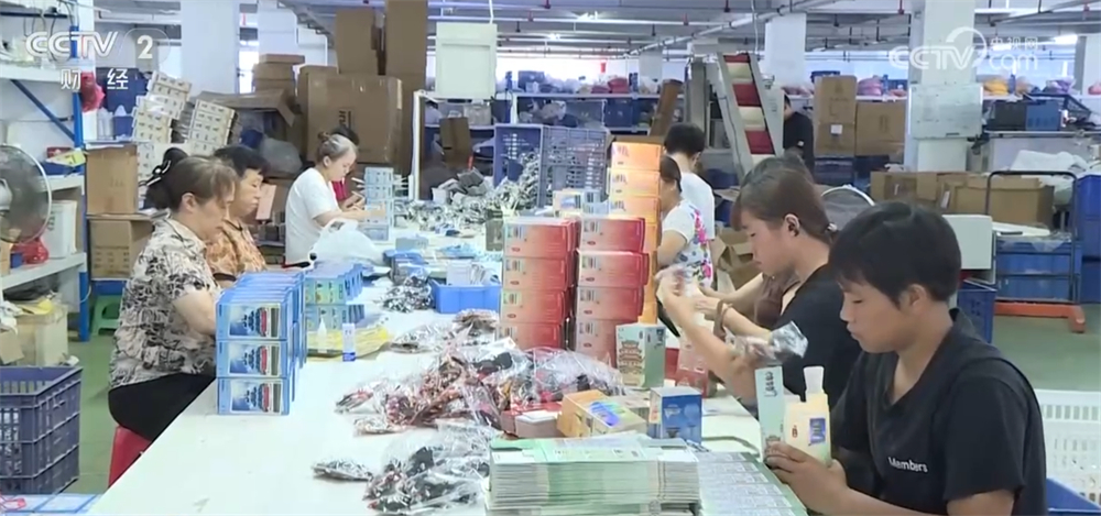 神龙助手入口：我国外贸行业进入备货高峰，广东企业全力迎接圣诞订单挑战