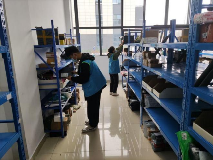 多多留评下载：快递驿站生意困境解析，高成本、低利润与行业真相揭秘
