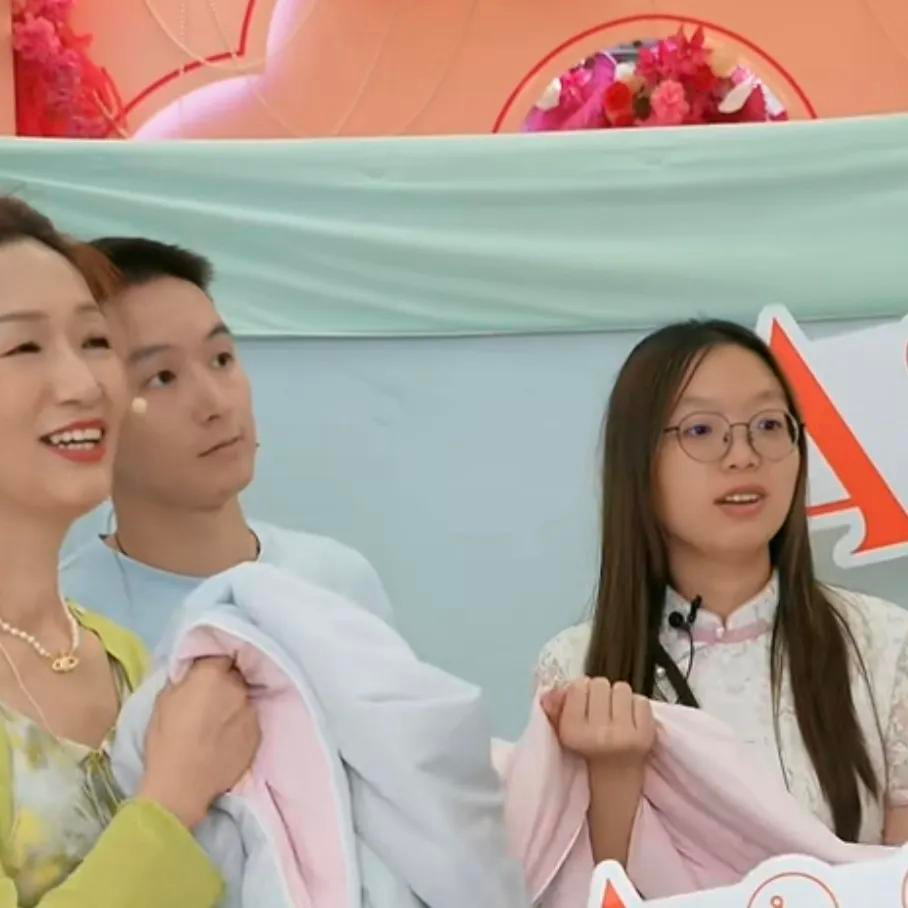 拼多多改销量：谢妈妈直播背后的真相，品质与诚信危机引发的争议