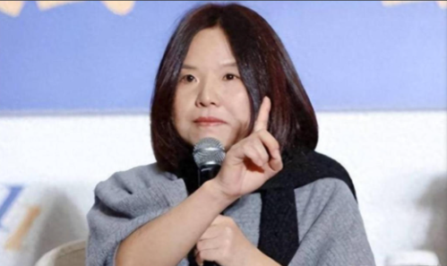 小评评助手下载安装：欠债200亿却捐赠96亿，浙江女首富何巧女的惊人选择