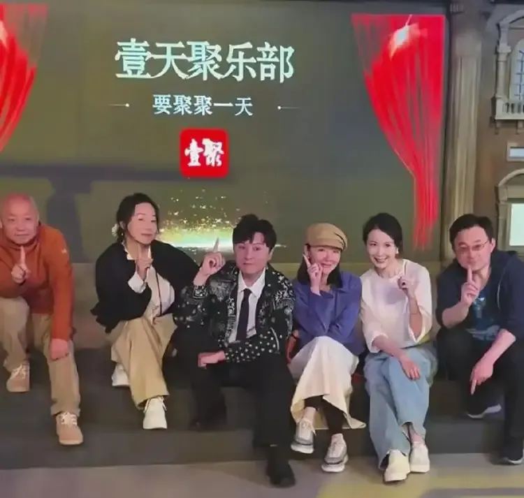 权重大师使用方法：朱桢为何选择在上海莘庄开店？沙龙会所的经营策略与人脉运用分析