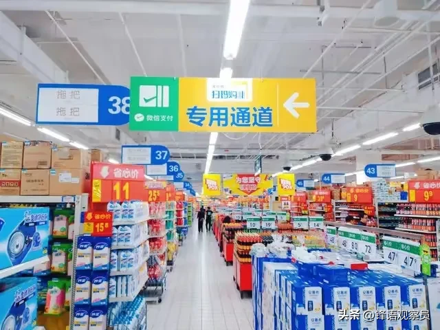 小评评助手入口：实体店逆袭，胖东来如何通过创新服务与数字化重塑竞争力？