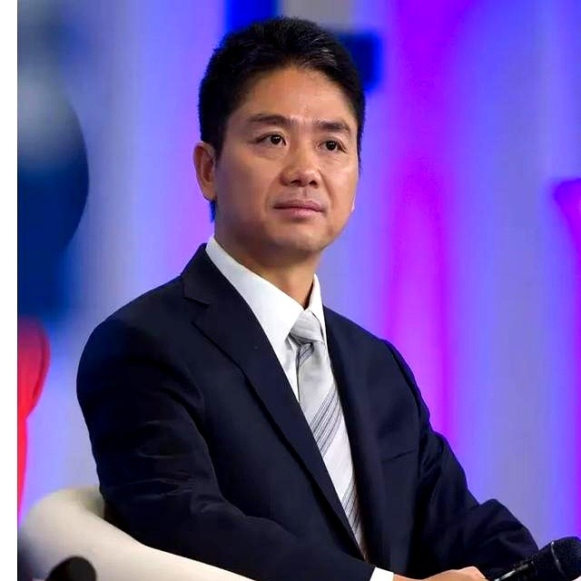 快火助手卡密：京东逆袭华为，1.15万亿营收与物流革命如何重塑中国民企格局？