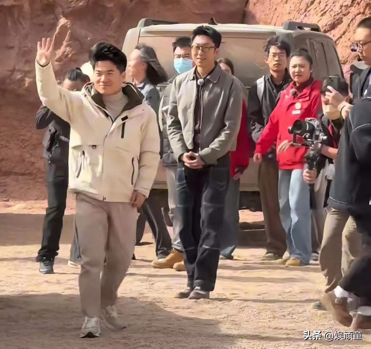 星评助手：董宇辉新疆直播揭秘，流量变实效，助力当地旅游发展