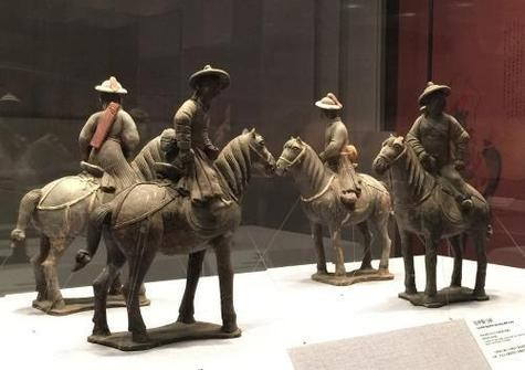 新小x助手：古代快递服务的演变，从周朝邮驿到明清民信局