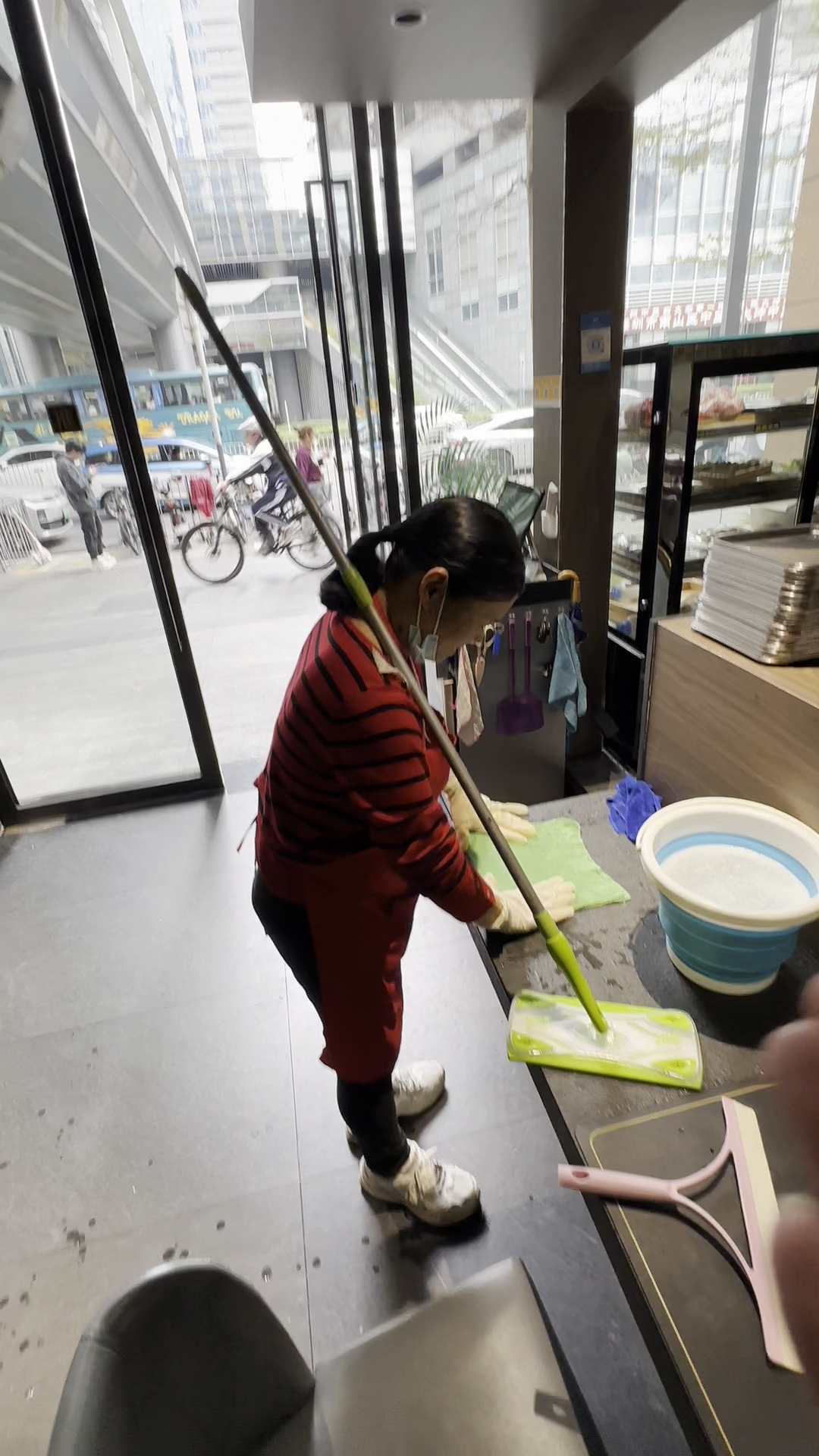 小G助手开团软件：冰箱肉品陈列提升计划，寻求超市专业人士帮忙摆设与布局