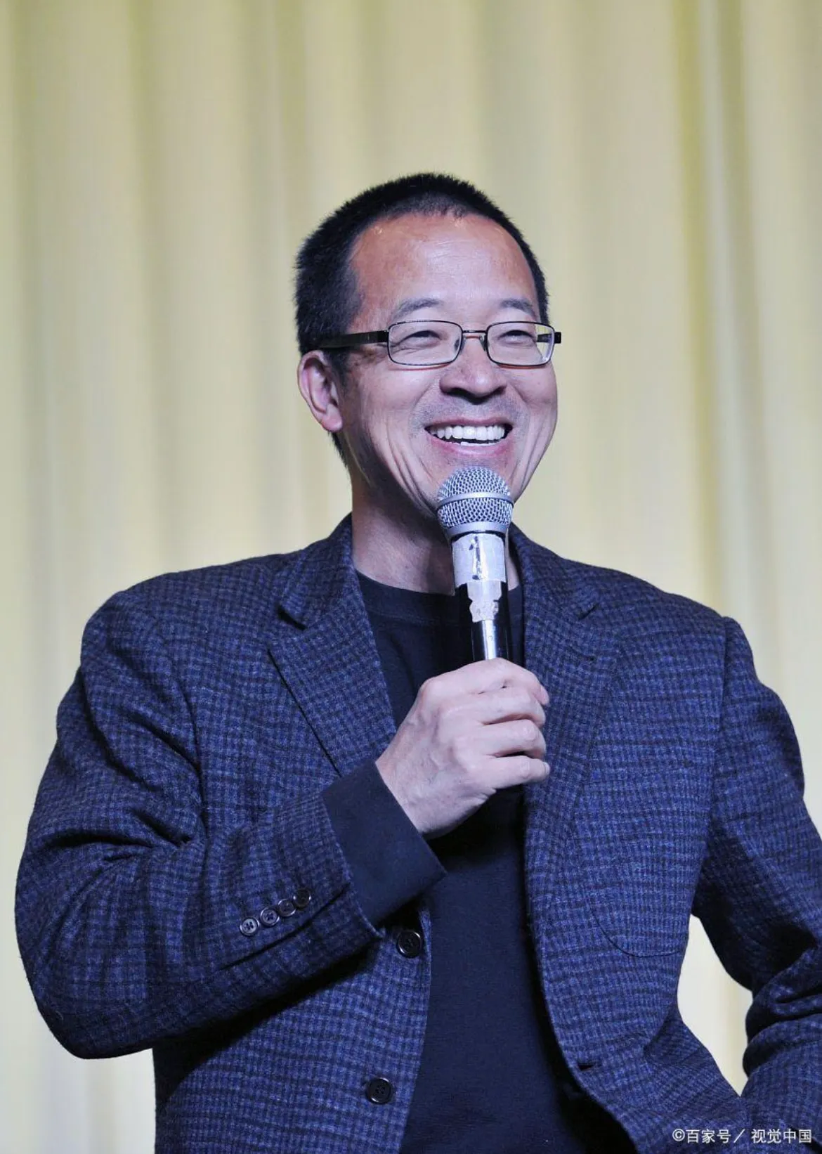 小G助手：东方甄选财报分析，裁员背后的新战略与未来发展规划揭秘