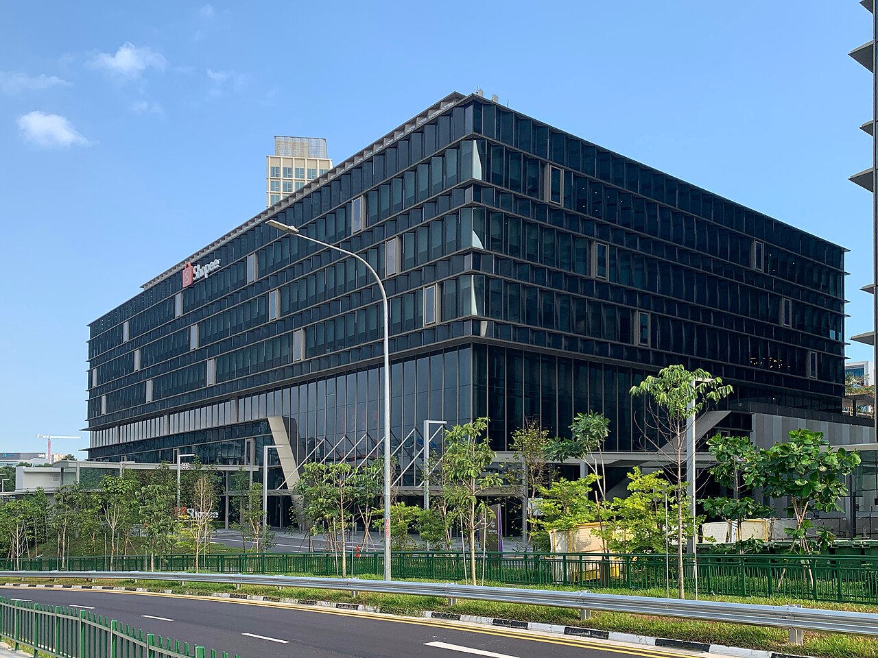 易团助手：东南亚电商竞争，Shopee、Temu与抖音谁能赢得用户信任？