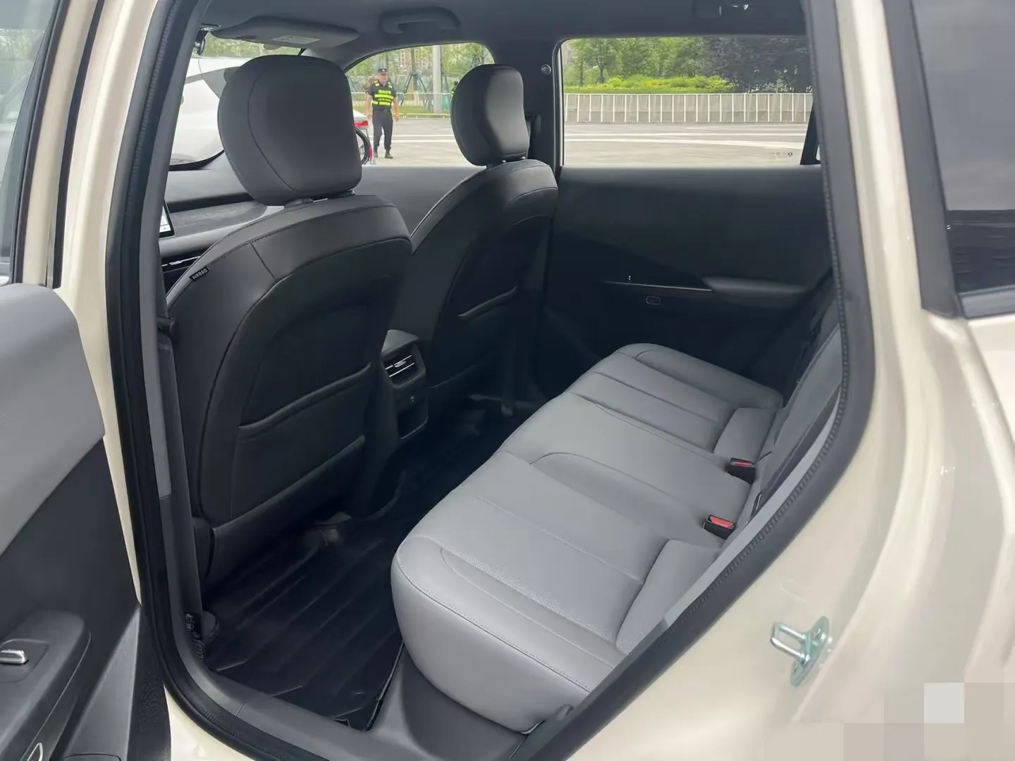 小Q助手出评软件：东风纳米06，高性价比纯电SUV，预售订单超万的魅力所在