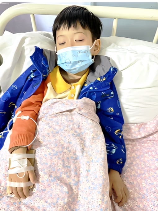 小J助手：全国流感阳性率近45%，五大防护措施助你安全度过高发期！