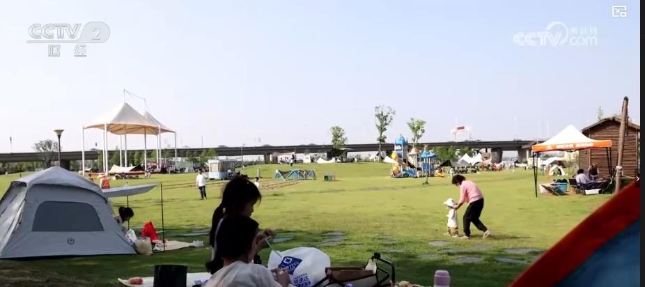 易拼团下载官网：露营经济激发城市活力，南昌户外休闲消费热潮来袭