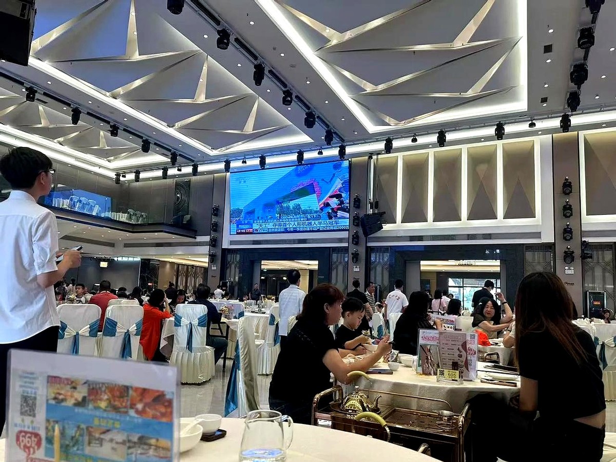 DD助手：职场转行现象，尝试不同工作找到最适合的自己