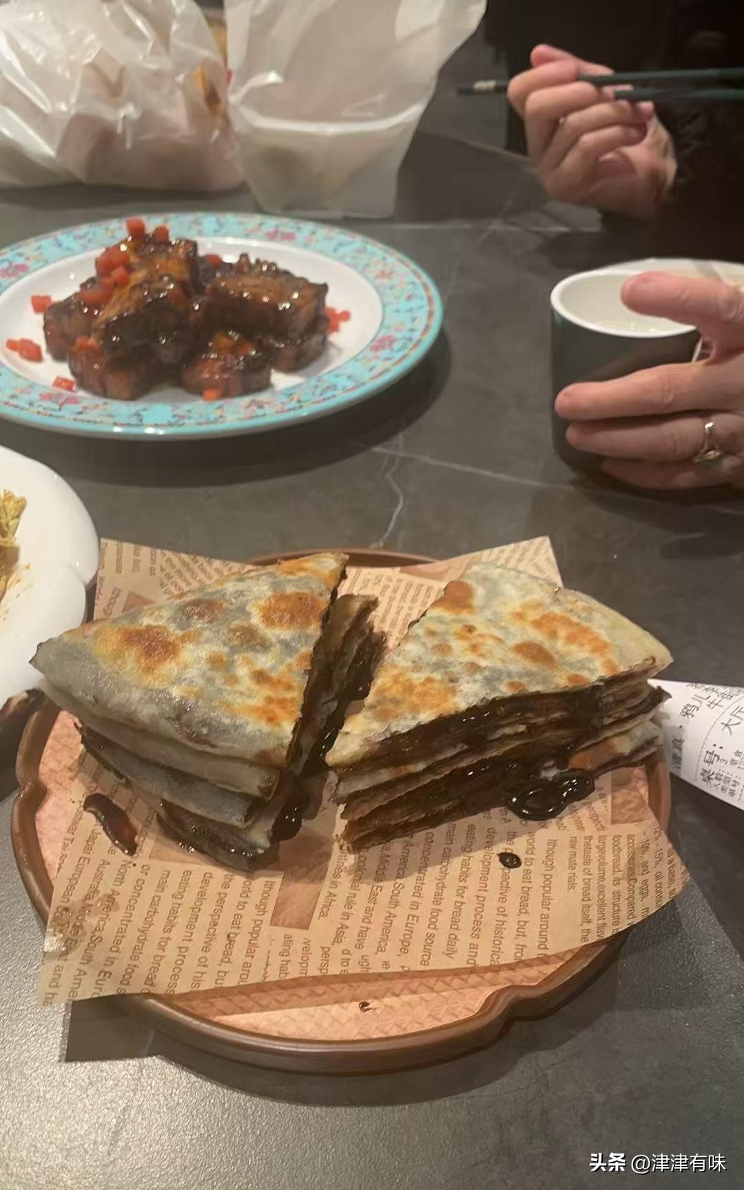 小评评助手小号：牛街鸦儿李记新店开业，优雅环境与美味菜品，价格合理值得尝试