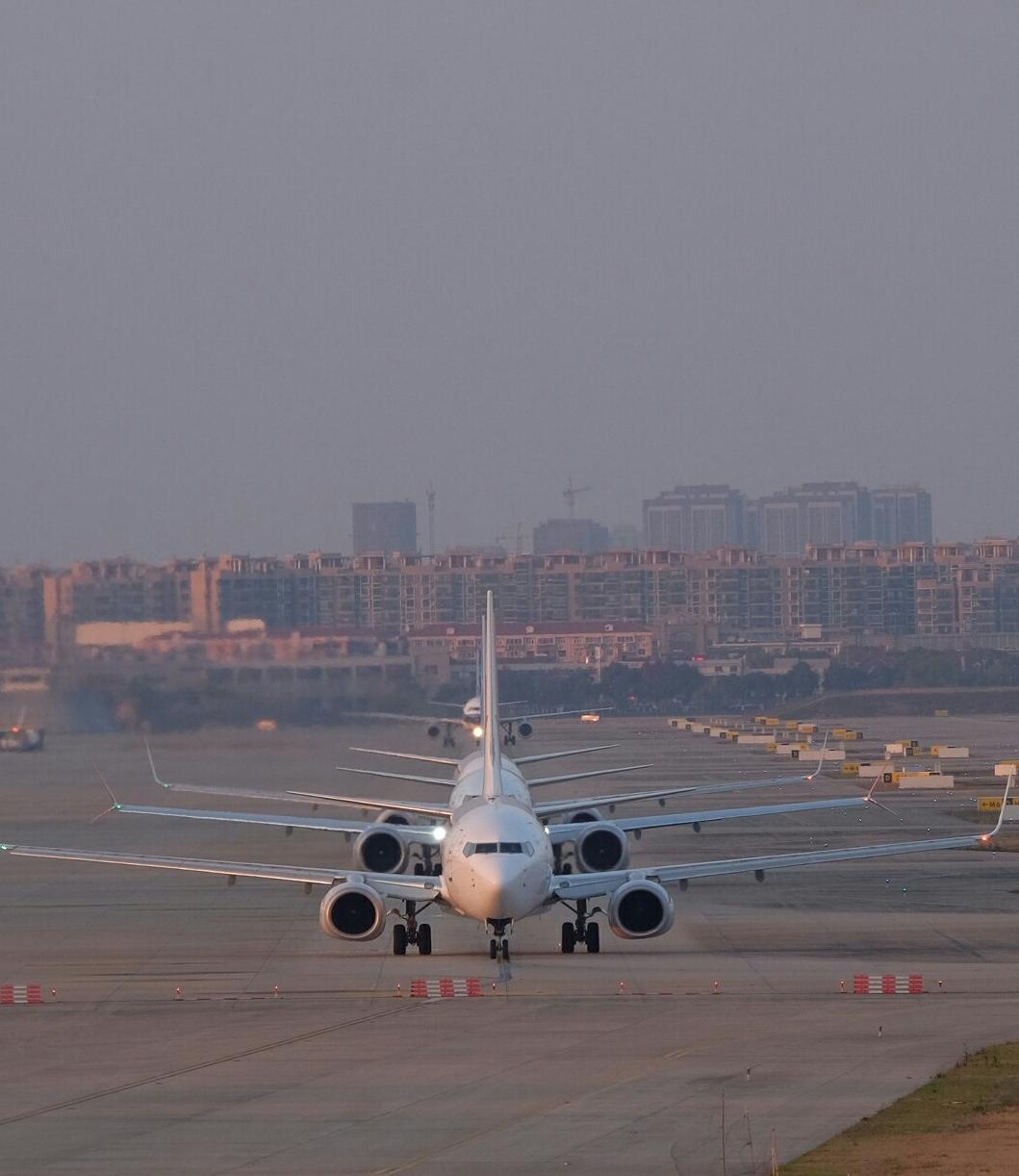 东风助手：C919产量提升难题，市场垄断与供应链挑战解析