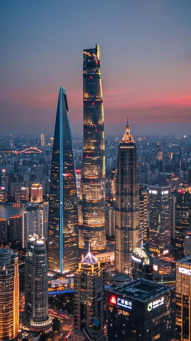 小Z助手：上海未来超越纽约的经济与文化潜力分析